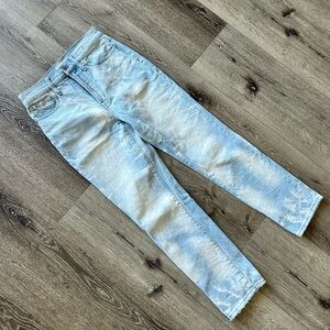 Madewell - “The Perfect Vintage Jean” - High waisted acid “mom” jeans